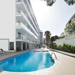 Angeles Salou